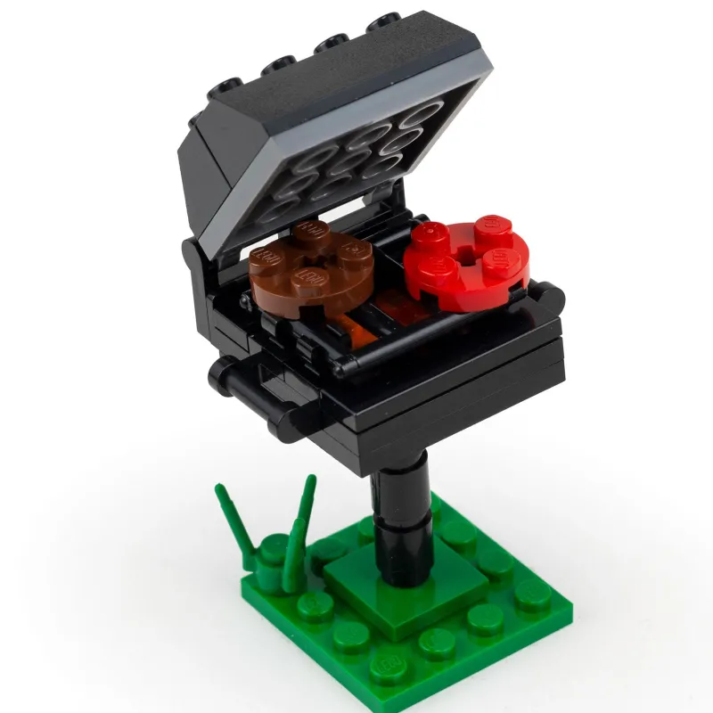 B3 Customs>The Brick Show Shop BBQ Grill (Summer Fun!) - Custom Building Set