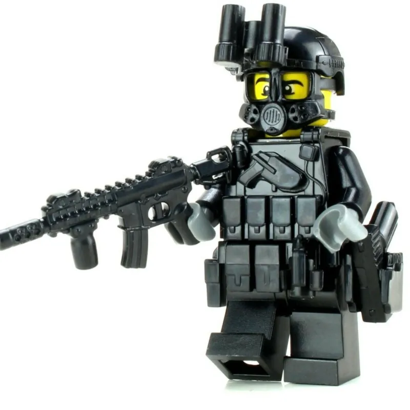 Custom Lego Military Minifigures>The Brick Show Shop SWAT Police Officer Assaulter - Custom Military Minifigure made w/ LEG